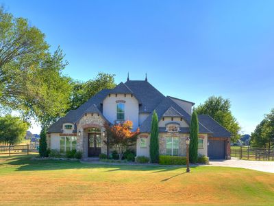 18544 E Crooked Oak Dr