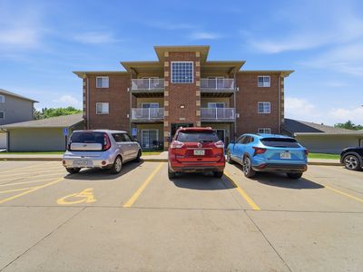 4130 100th St APT 8