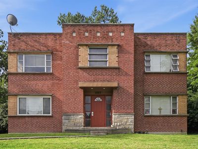 1927 W North Bend Rd