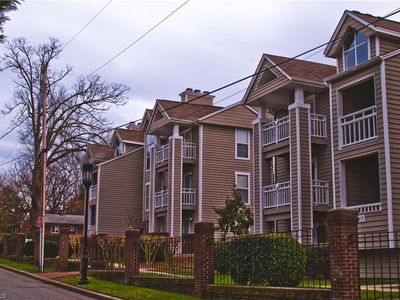 1107 W McGee St APT A