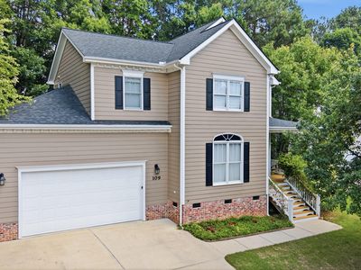 109 Menteith Ct