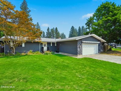 1909 E Pine Hill Ct