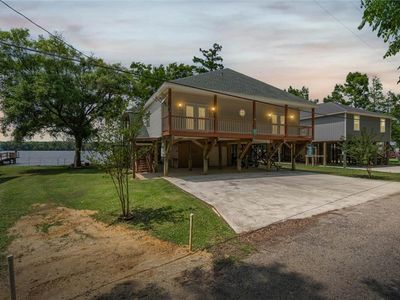 41923 Bayou Rd