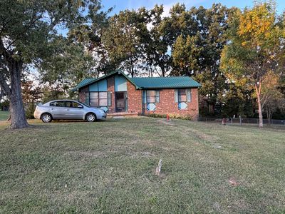 2405 Ozark Dr