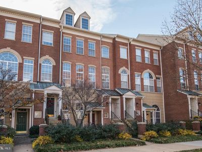 1895 Crescent Park Dr #109A