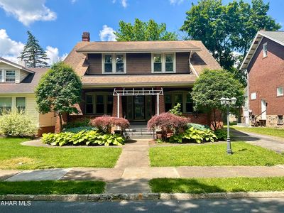 104 Aldrich Ave