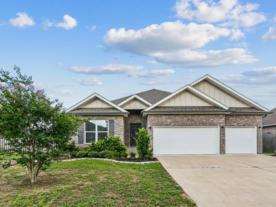1129 Shoal River Dr