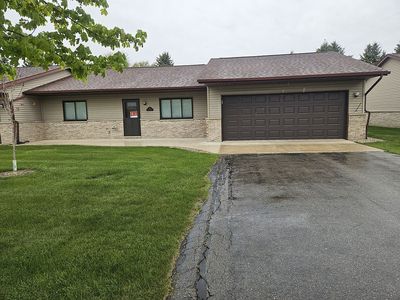 878 Amber Dr