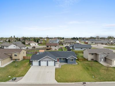 325 5th Ave SW