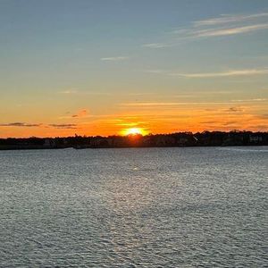 401 Lakeside Ln APT 103