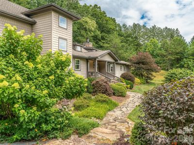 101 Glen Trillium Dr
