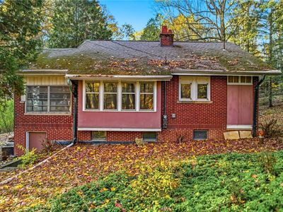729 E Lake Rd