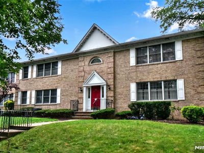 10 S Irving St APT 9B