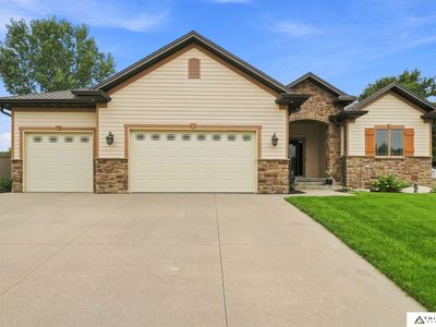 2001 Country Meadows Pl