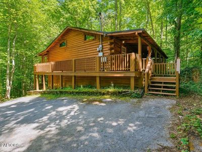 3961 Ole Smoky Way
