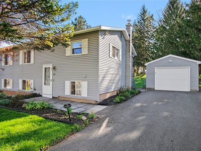 26 Blueberry Cres