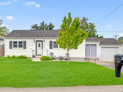 734 Eastern Lane