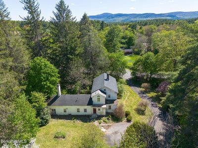 18 Egremont Plain Rd