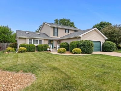385 Princeton Ave