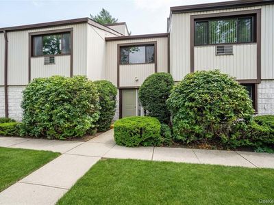 91 Richmond Boulevard #3A