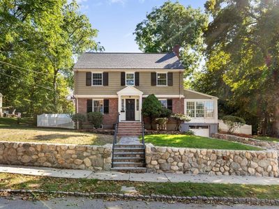 30 Allen Rd