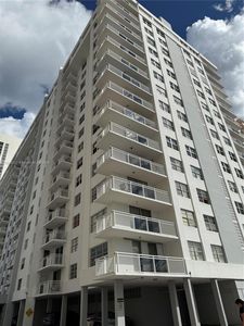 1849 S Ocean Dr APT 201