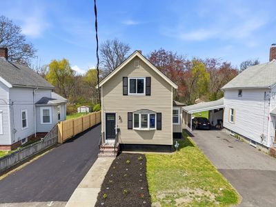 51 Shores St