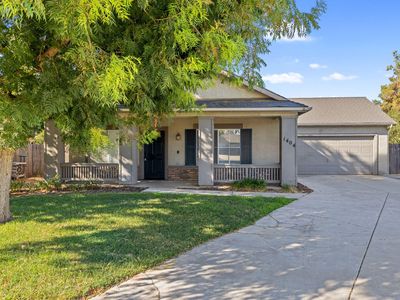 1404 Bradley Court