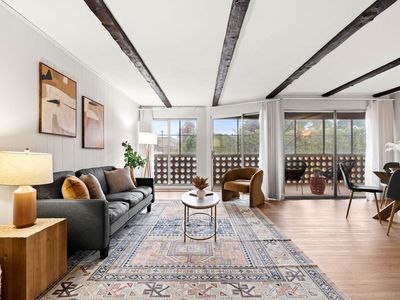 53 Melrose St APT 2B