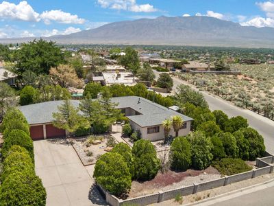 4905 Dolores Hildego Dr SE