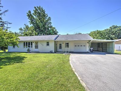 125 W Walnut St