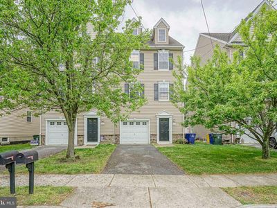 Property at 604 Cinnaminson St, Riverton, NJ