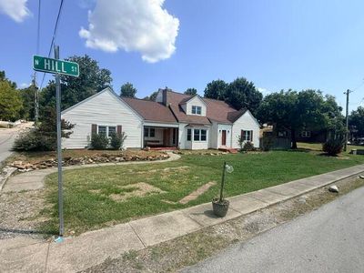 420 N Hill St