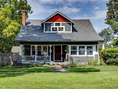 Property at 819 8th St, Baldwin City, KS