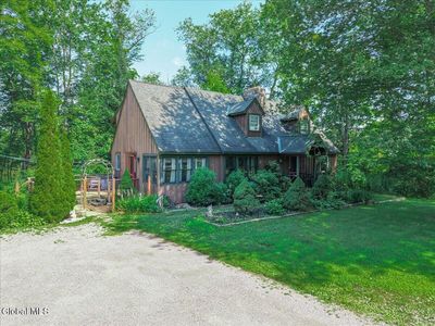5137 Crooked Street