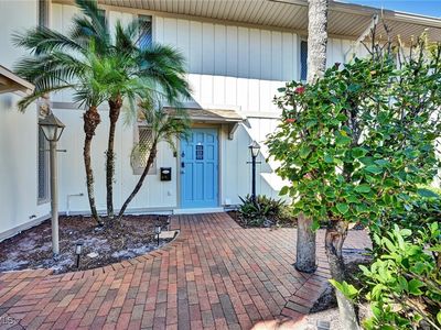4265 Island Cir APT B