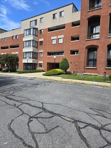 96 Old Colony Ave #128