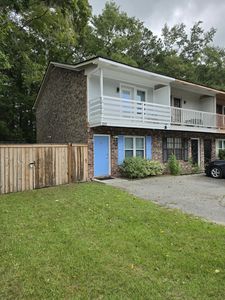 100 Kimeran Ln APT A