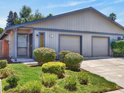 6 Topam Ct