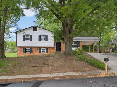 1320 Underwood Ave