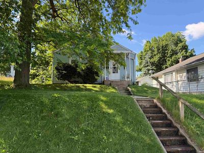 222 E Fairview Ave