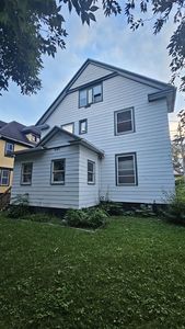 249 Warwick Ave
