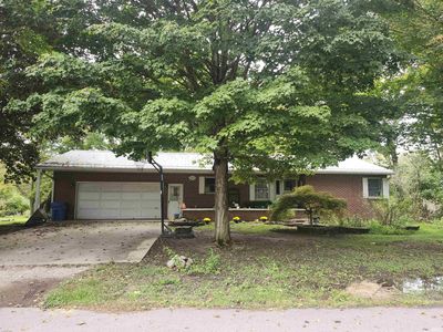 Property at 16 S Stickler Rd, Columbia City, IN