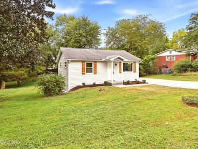 1329 Francis Rd