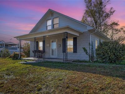 207 N Jonesville Blvd