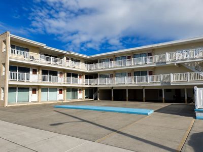 427 E Monterey Ave #23