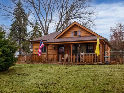 Property at 111 Ferndale Dr, Round Lake Beach, IL