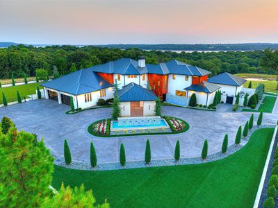 833 Mayfield Rd