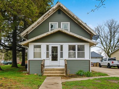 Property at 429 W Mission St, Strawberry Point, IA