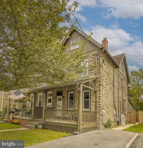 806 Abington Ave
